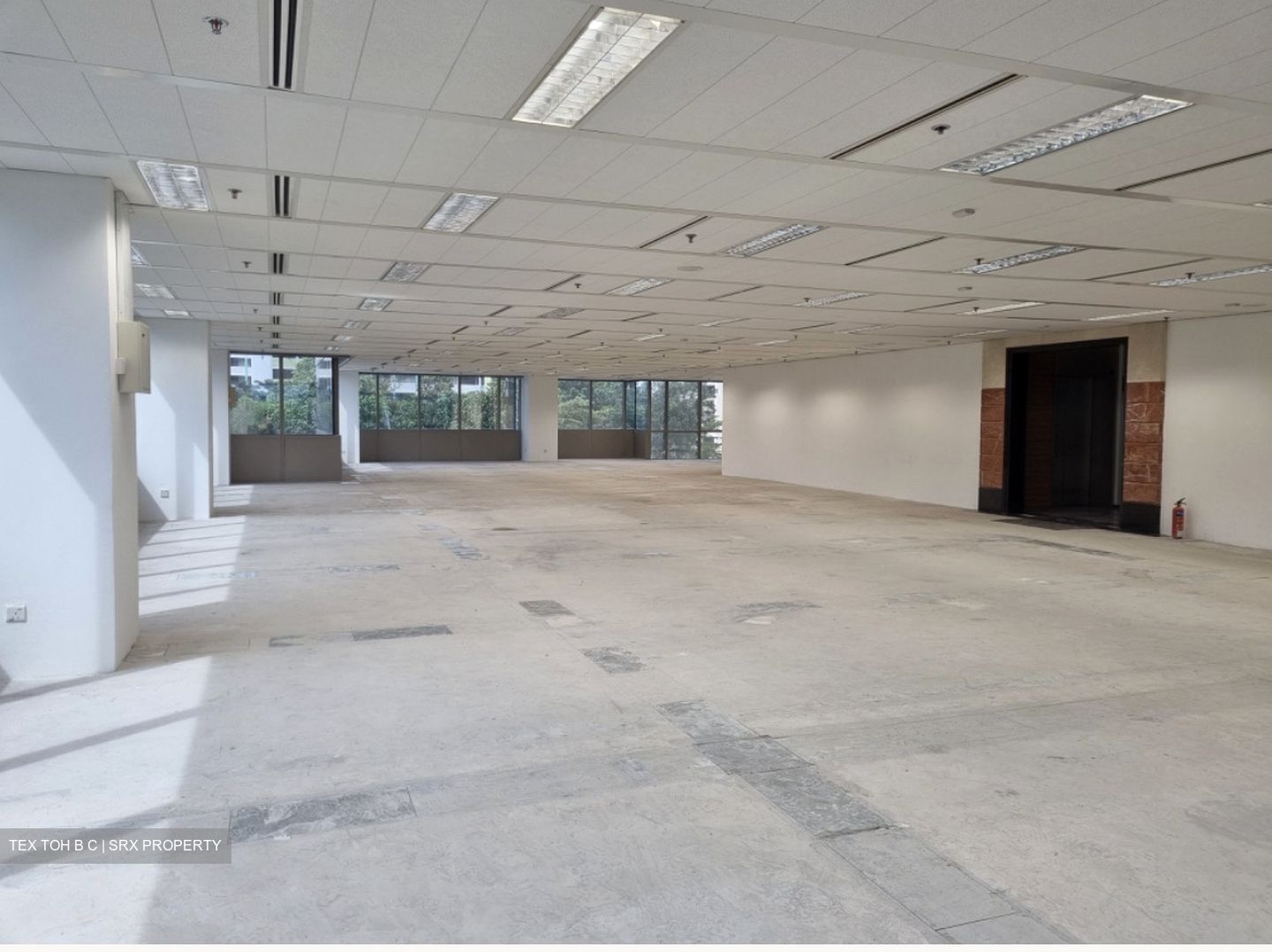 Central Plaza (D3), Office #351408731